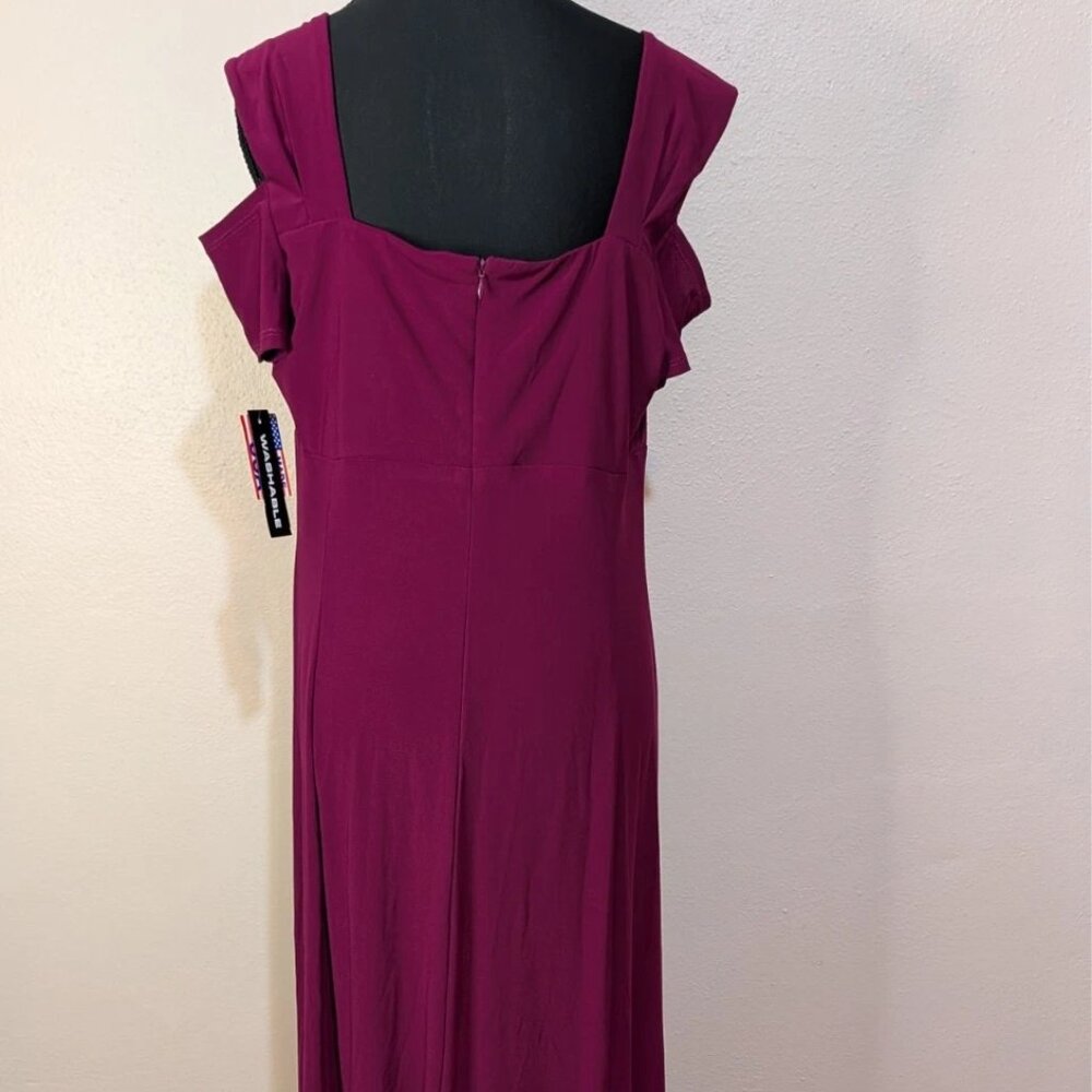 Evening Gown Magenta Berry Sweetheart Neckline Cold Shoulder Embellished Size 16 - Picture 8 of 14